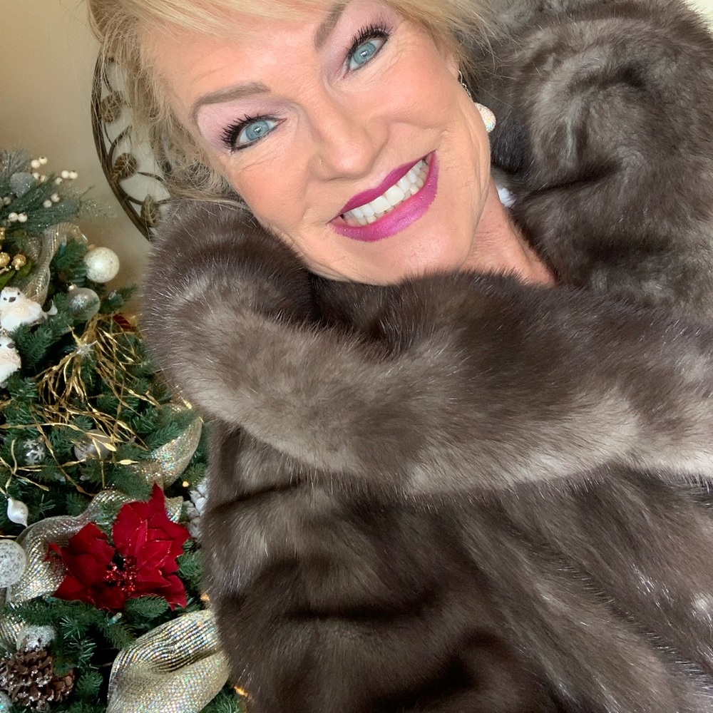 Beautiful Vintage Tolmalino Mink